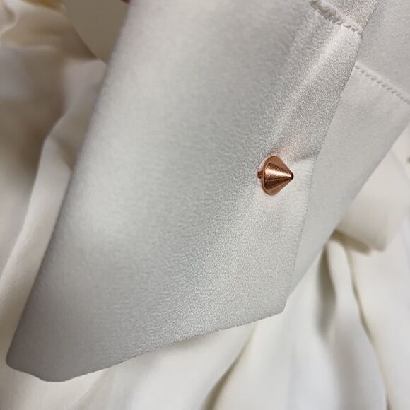 Banana Republic Cream Long Sleeve Ruffle Blouse - Picture 7 of 7